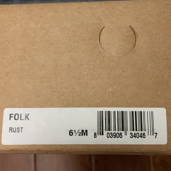 MATISSE rust/orange block heel side buckle suede bootie size 6.5 - Picture 12 of 12